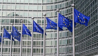 14次提到中国!欧盟主席当众暗示美国,中方是欧盟最后“底牌”