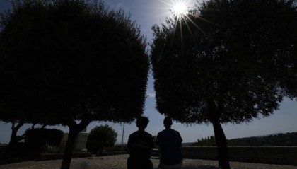 全世界都很困惑：为什么欧洲人为了装空调吵得不可开交？