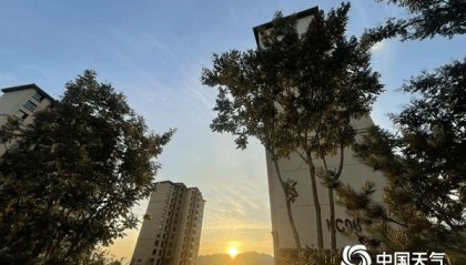 北京今天高温持续最高气温35℃ 明天凌晨至白天降雨缓解高温