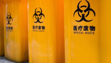两起官司背后，超大城市面临万吨医疗废物处置难题