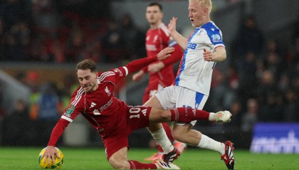 遭赛季三杀!联赛杯-萨尔双响 利物浦轮换阵容0-3水晶宫出局