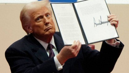 突发!美财长深夜来电,中美达成罕见共识,特朗普对华口风变了?