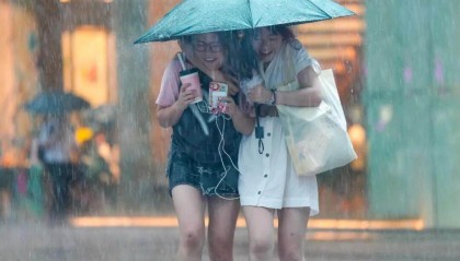 冰雹+强雷雨！广州两区刚刚发布预警！上班要注意→