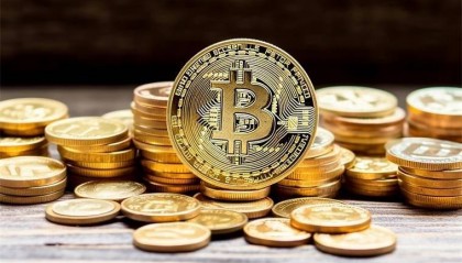 比特币年内首度跌破40000美元!摩根大通:比特币现货ETF热情或退烧【附比特币行业现状分析】