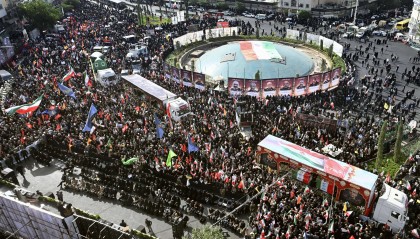 战后伊朗，硝烟难散