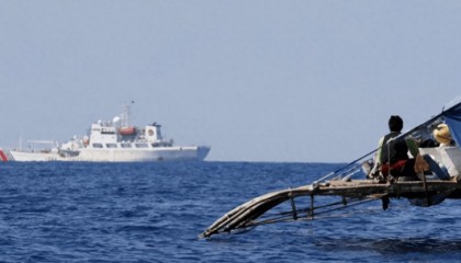 给了台阶印尼和越南都不下？一天时间不到，中国打出三记“重拳”