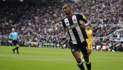 1.2亿英镑！曝伊萨克只想加盟利物浦 红军愿为他再破纪录