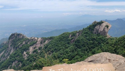 陕西籍28岁青年作家卜文哲爬山时坠亡，知情者：事发地是野景点