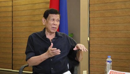 杜特尔特被带到荷兰海牙:国际反响与国内影响