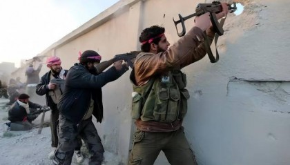 要打大仗了？俄拦不住叛军攻势，阿富汗冲破红线，强拉3国入局