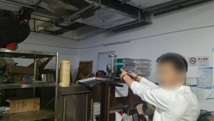仓库门锁完好而高档白酒却被盗，静安警方侦破密室盗窃案