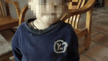 把患病女童遗弃在道观多年称“送给佛祖”，天底下竟有这样的父亲！