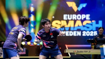 林诗栋双线作战均终结“黑马” 混双携蒯曼进决赛