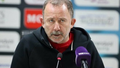 土耳其籍教练回应穆帅言论：如果您有更好的选择，就不会来这里了