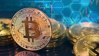 比特币首次突破69000美元！