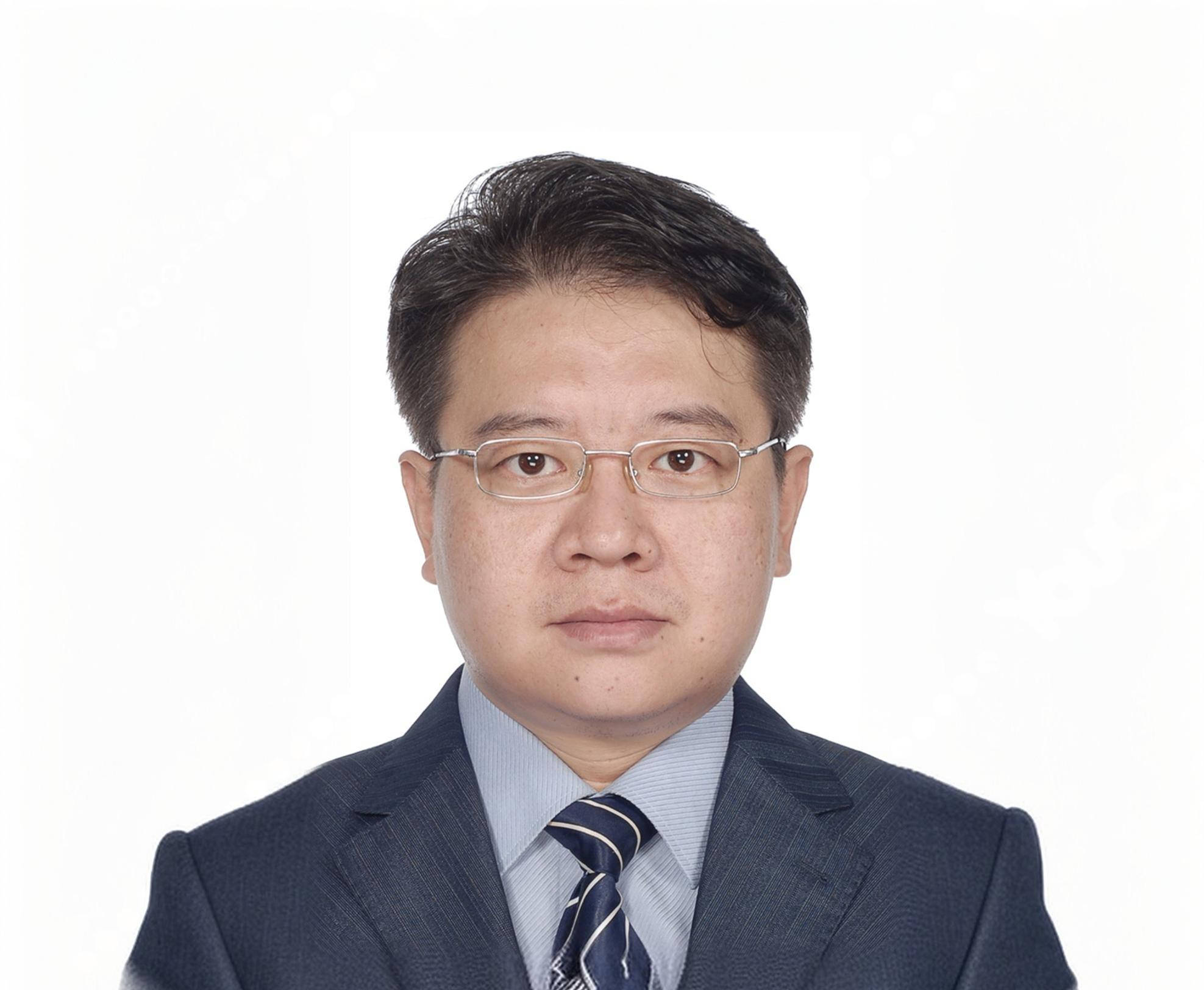 订单狂飙，概念股飞涨！人形机器人真要爆发？闫维新：规模落地任重道远