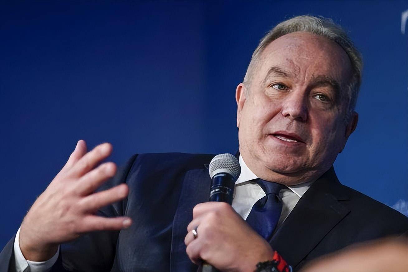 特朗普口出狂言:炫耀导弹数量多,称中国“不敢”与美起冲突